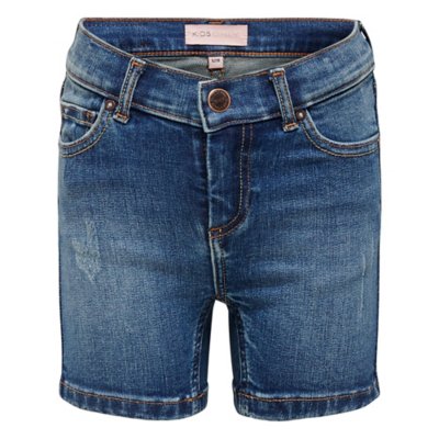 short fille konblush