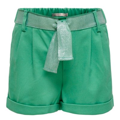 short fille konrita loose