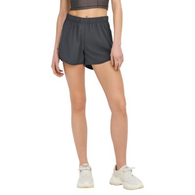 short femme onpmire loose