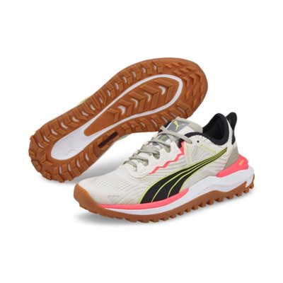 chaussures de trail femme voyage nitro 2