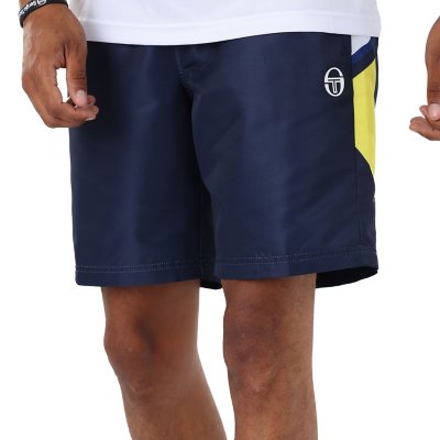 short homme scaleno