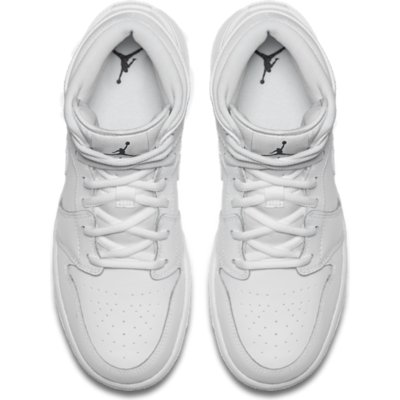 Nike blanche 2025 intersport jordan