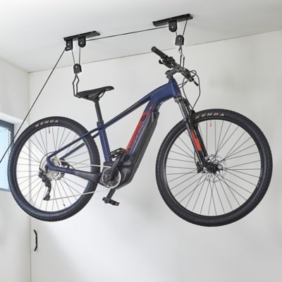 Rangement porte-vélo plafond