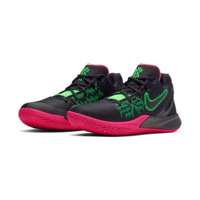 chaussure basketball intersport