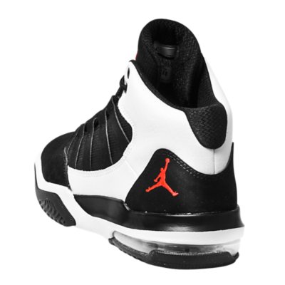 jordan max aura intersport