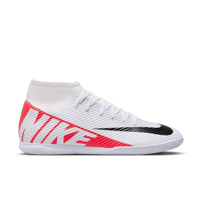 Chaussures de Foot en Salle . Nike BE