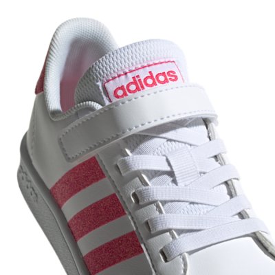 Intersport basket shop adidas fille