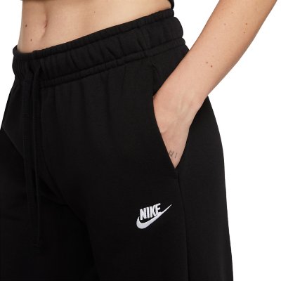 Survetement nike cheap femme intersport