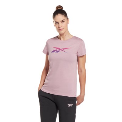 tee-shirt à manches courtes femme vector graphic